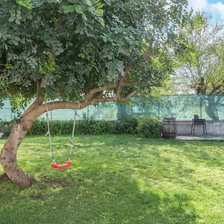 Zacchitella Garden House