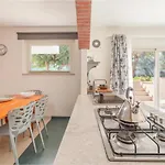 Semesterbostad Zacchitella Garden House